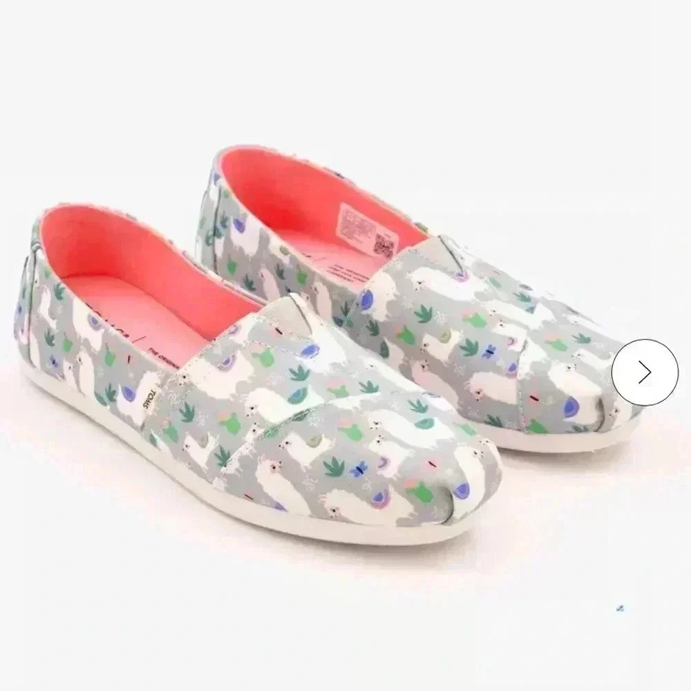TOMS girls shoes size 1Y gentle used only